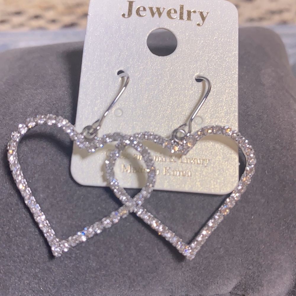 Heart CZ fashion earrings. NWT 2”heart.